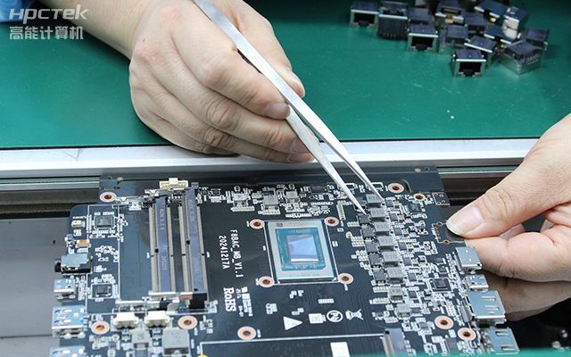 【工控科普】一片主板可以有多少路CPU？(圖1)